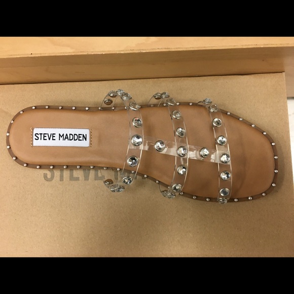 Beautiful Steve Maddens Silver Studded clear Flats - Picture 5 of 17